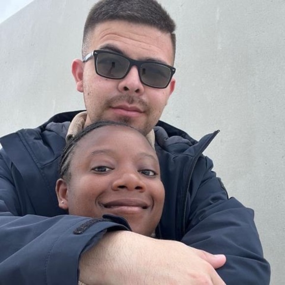 Meet your Posher, Francisco - Picture 1 of 1